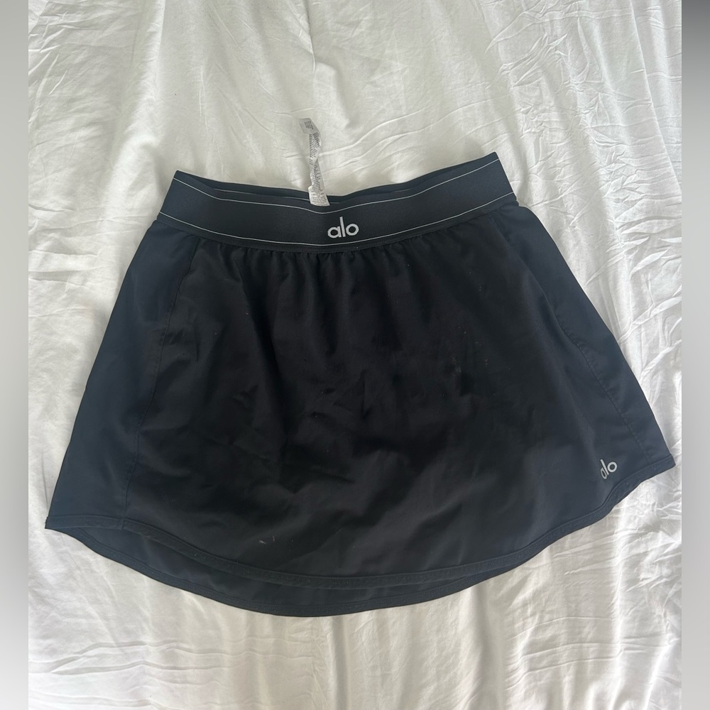 ALO Yoga Black Skater Mini Skirt for Athletic Wear